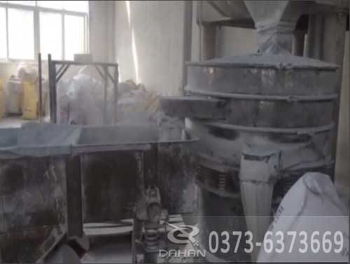 尿素直線(xiàn)振動(dòng)篩 尿素直線(xiàn)振動(dòng)篩